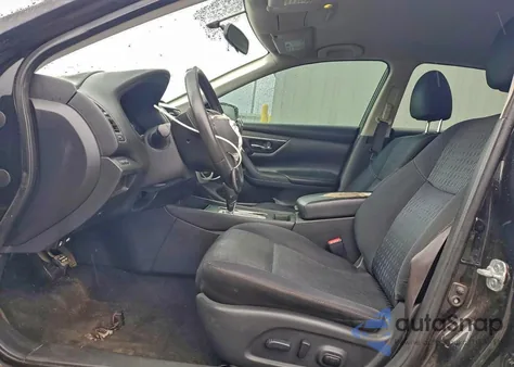 2017 Nissan Altima 2.5 z USA, uszkodzony, nr VIN 1N4AL3AP4HC171780